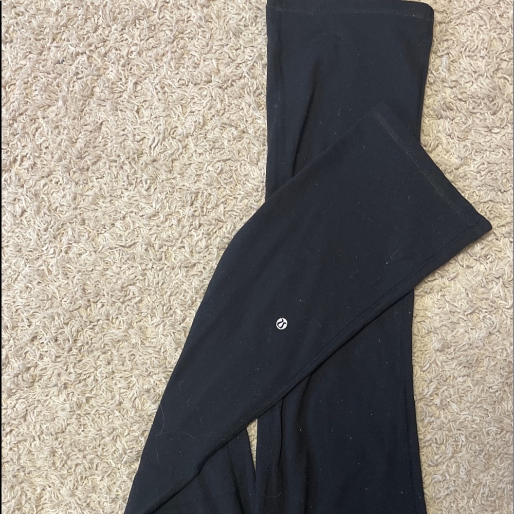 Lululemon Groove High Rise - Picture 2 of 2